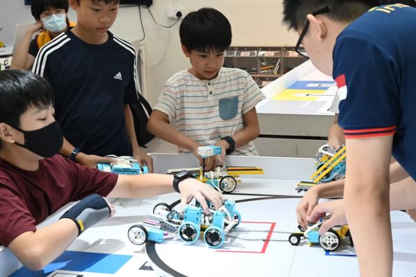 school of robotics 2 1