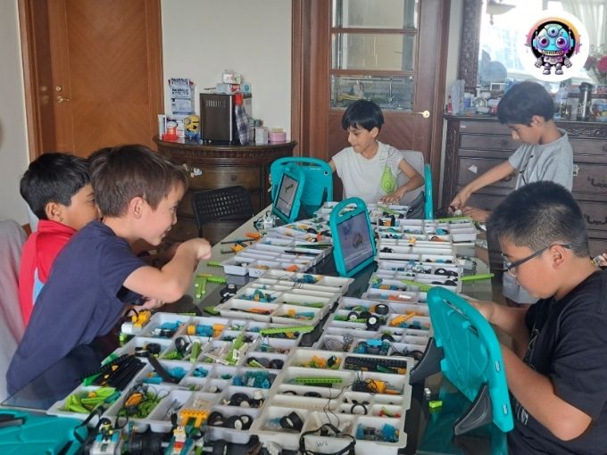 OhmsKids x BusyKidd 1.jpg
